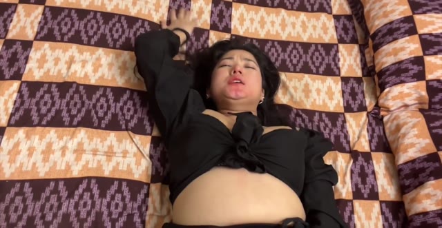 Dehaati Biwi S01E03 2024 Hindi Hot Web Series – Nazar